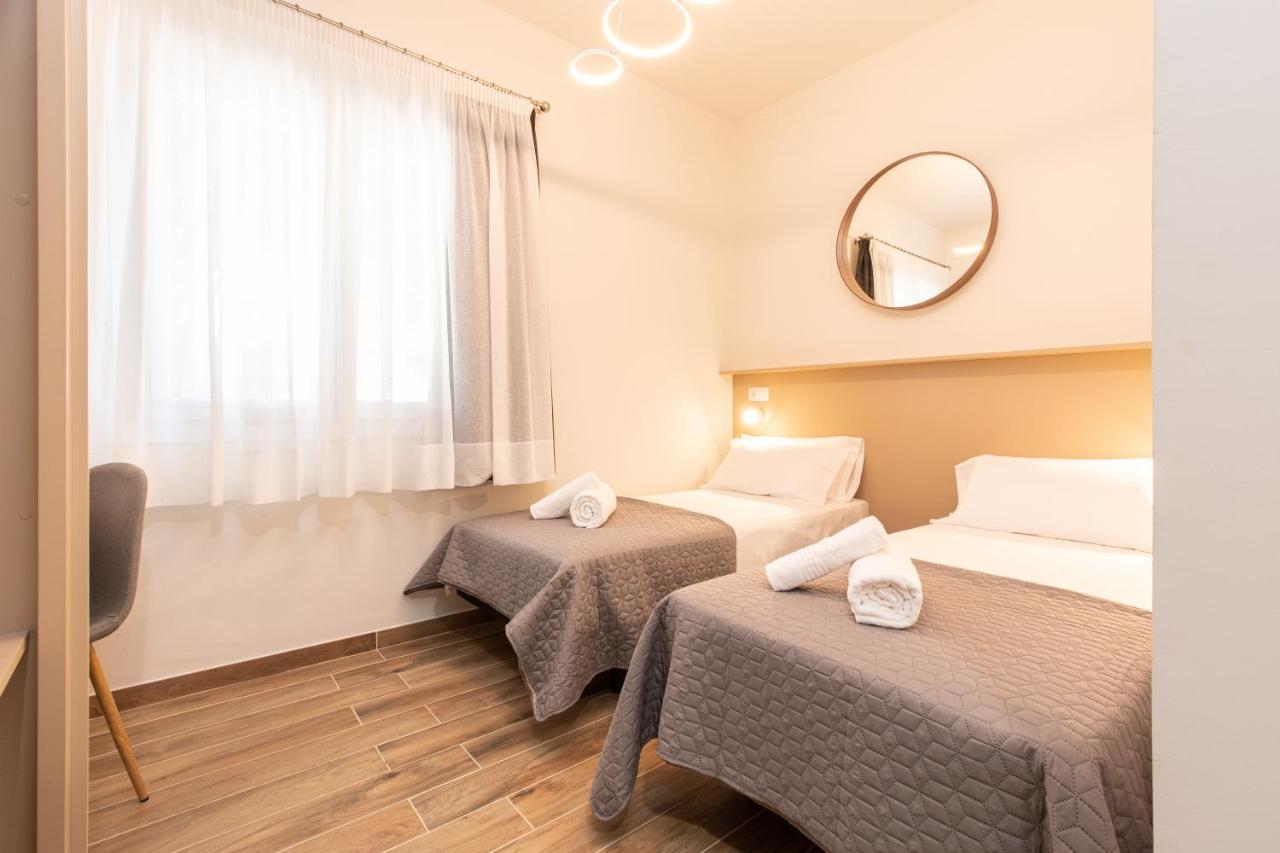 Suncanarias Hotel Adeje Plaza アデヘ エクステリア 写真
